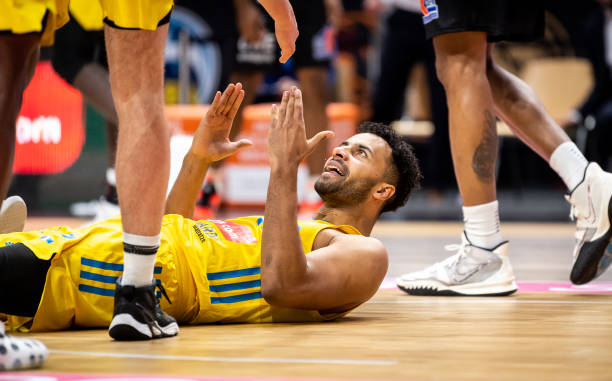 他们无疑是 他们无疑是